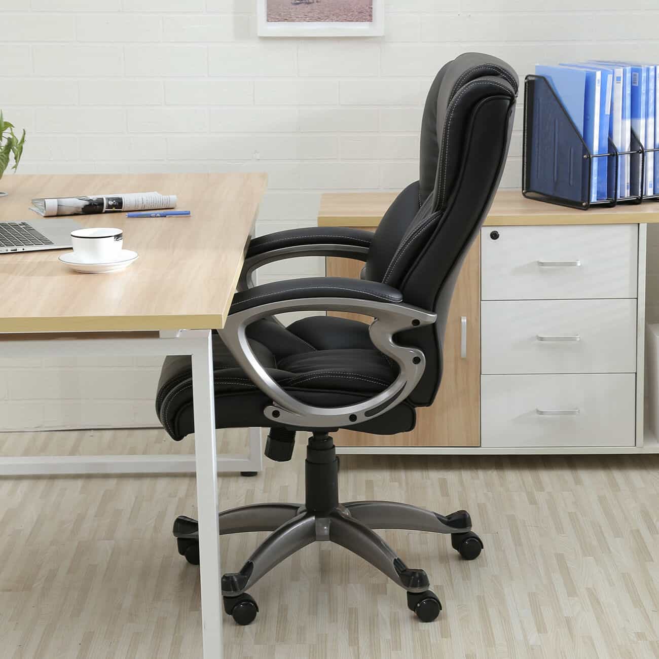 Black Ergonomic Executive PU Leather High Back Office Chair